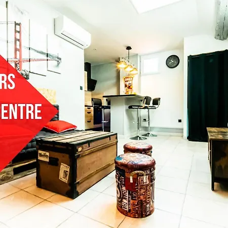 Centre Historique - Free Parking - Self Checkin - Wifi - Industriel - Sleepntripbeziers Apartment *